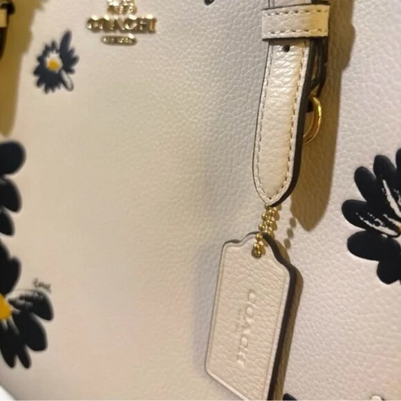Coach Mollie Daisy Print Coated Canvas Tote - NWOT - Picture 4 of 8